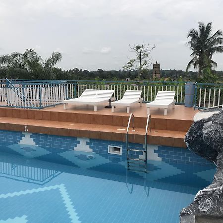 Akosombo Continental Hotel Exterior photo